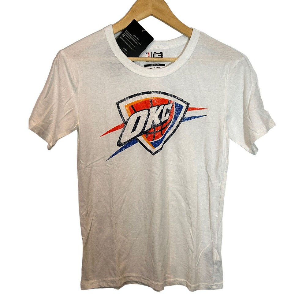 NBA Oklahoma City Thunder Women's T Shirt - Size Medium  NWT